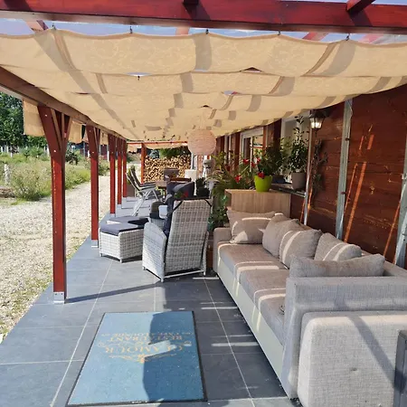 Villa Mansion House, Your Private Paradise Near Prague *