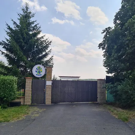 Villa Mansion House, Your Private Paradise Near Prague Pecky